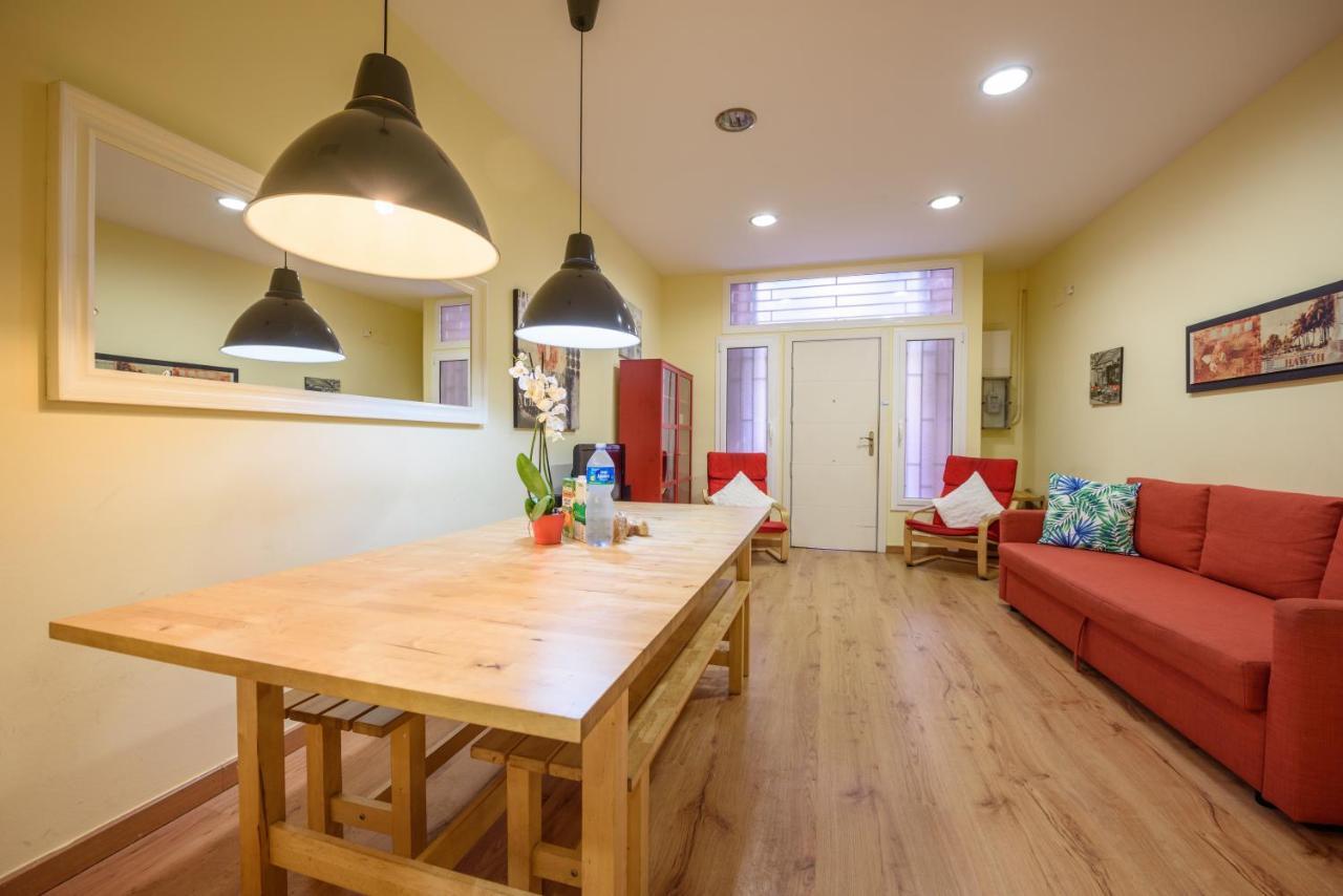 Ramblasrentals Chic & Spacious Flat Pool Table 15m Ramblas - Parking - Wifi Appartement